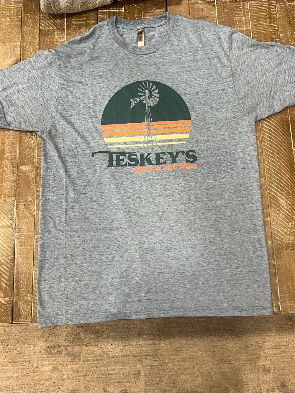 Men's Short Sleeve Heather Gray Graphic Tee